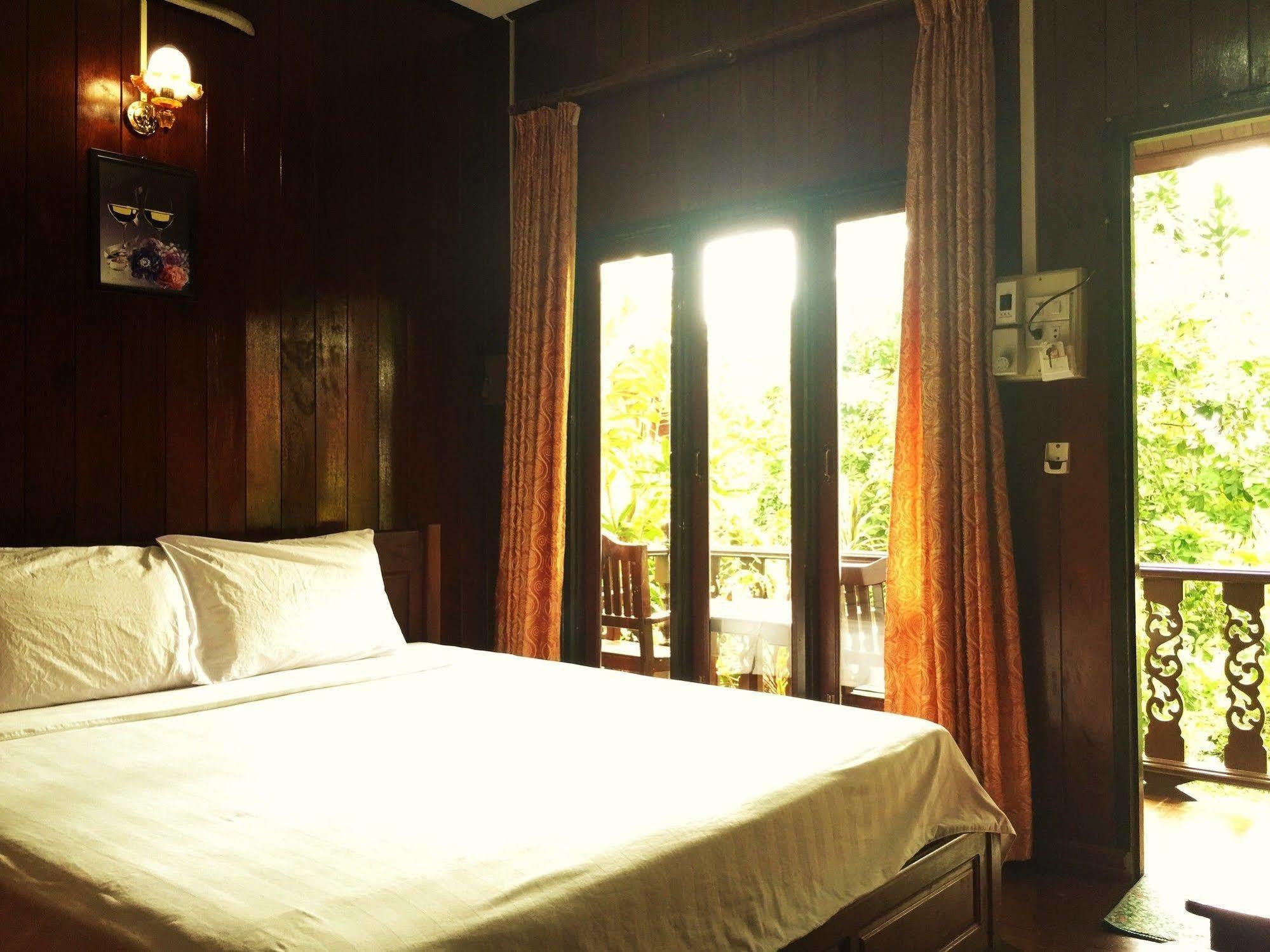 Vangvieng Boutique Hotel Vang Vieng Esterno foto