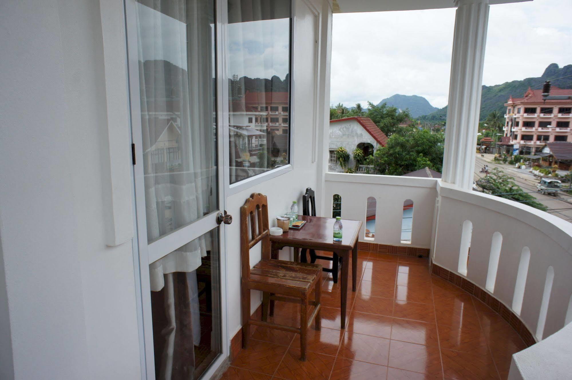 Vangvieng Boutique Hotel Vang Vieng Esterno foto
